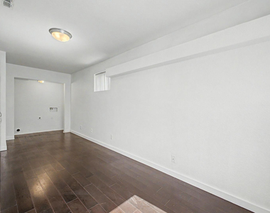1006 S Tiago Drive - Photo Thumbnail 28