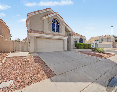 1006 S Tiago Drive - Photo Thumbnail 1