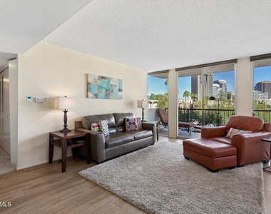 2323 N Central Avenue - Photo Thumbnail 5
