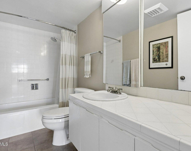 2323 N Central Avenue - Photo Thumbnail 17