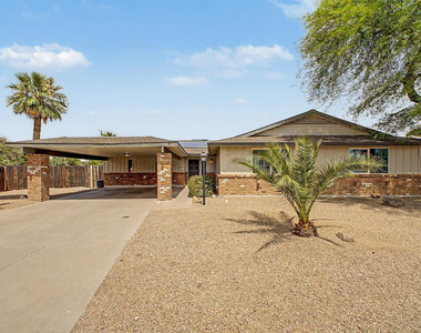3346 E Cochise Drive - Photo Thumbnail 1