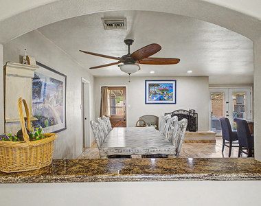 3346 E Cochise Drive - Photo Thumbnail 37