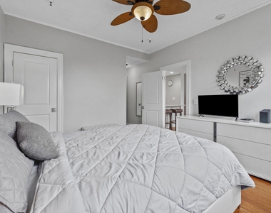 235 Sunrise Avenue - Photo Thumbnail 14