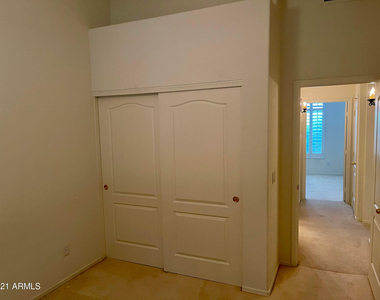 15045 N 54th Place - Photo Thumbnail 17