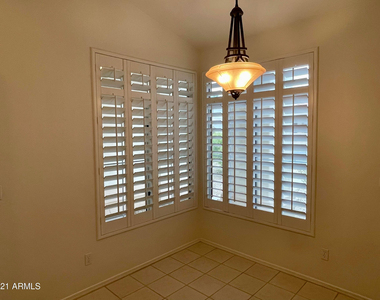 15045 N 54th Place - Photo Thumbnail 13