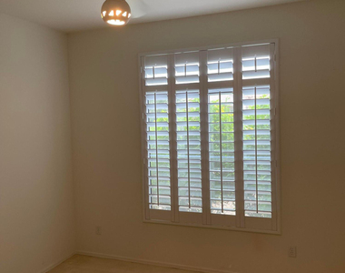 15045 N 54th Place - Photo Thumbnail 19
