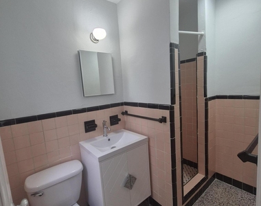1119 Ne 17th Avenue - Photo Thumbnail 8
