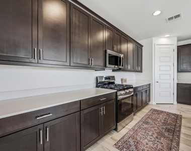 2053 W Sienna Bouquet Place - Photo Thumbnail 10