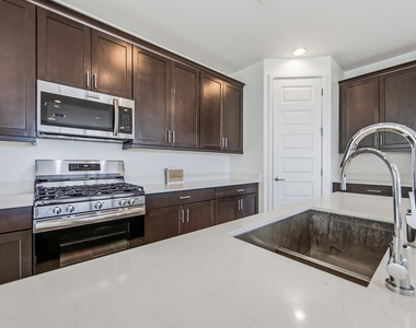 2053 W Sienna Bouquet Place - Photo Thumbnail 9