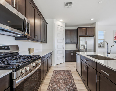 2053 W Sienna Bouquet Place - Photo Thumbnail 11