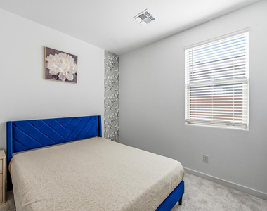 2053 W Sienna Bouquet Place - Photo Thumbnail 30