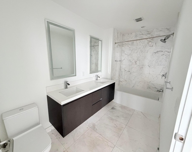 851 Ne 1st Avenue - Photo Thumbnail 11