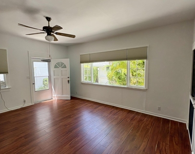 150 Australian Avenue - Photo Thumbnail 10