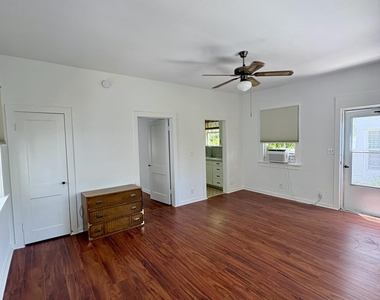 150 Australian Avenue - Photo Thumbnail 11