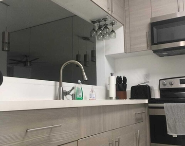 9091 Lime Bay Boulevard - Photo Thumbnail 7