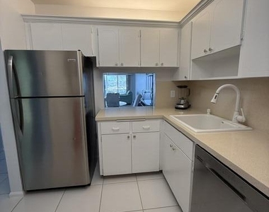 29 Yacht Club Drive - Photo Thumbnail 9