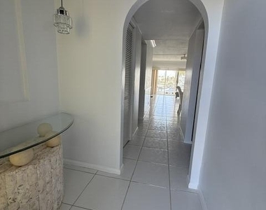 29 Yacht Club Drive - Photo Thumbnail 5