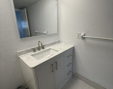 29 Yacht Club Drive - Photo Thumbnail 19