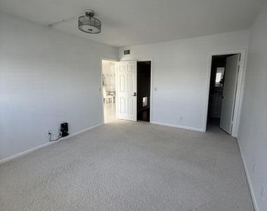 29 Yacht Club Drive - Photo Thumbnail 15