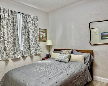 8082 Aberdeen Drive - Photo Thumbnail 24