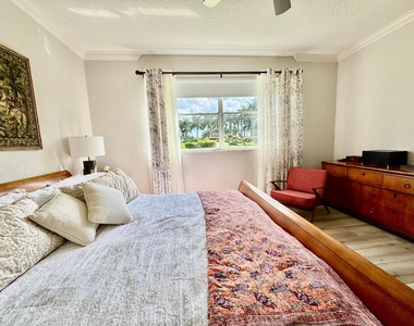 8082 Aberdeen Drive - Photo Thumbnail 9