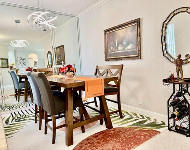 8082 Aberdeen Drive - Photo Thumbnail 5