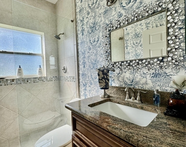 8082 Aberdeen Drive - Photo Thumbnail 22