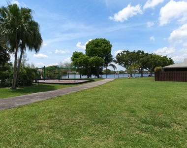 16363 Water Way - Photo Thumbnail 13