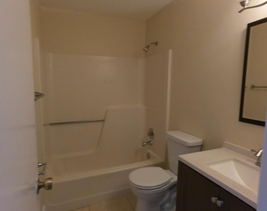 16363 Water Way - Photo Thumbnail 7