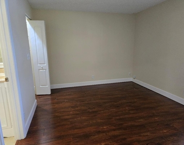 16363 Water Way - Photo Thumbnail 20