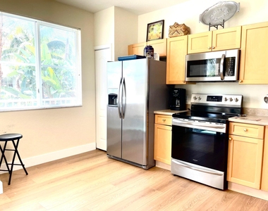11028 Legacy Drive - Photo Thumbnail 19