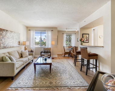 11028 Legacy Drive - Photo Thumbnail 9