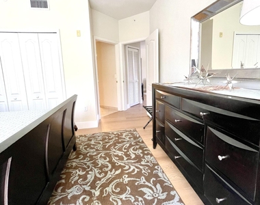 11028 Legacy Drive - Photo Thumbnail 29