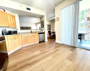 11028 Legacy Drive - Photo Thumbnail 21