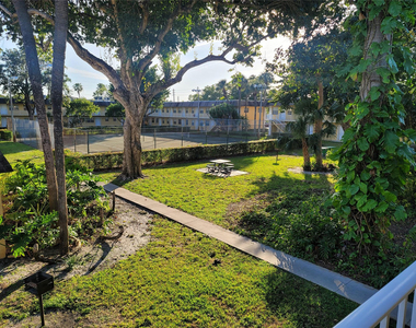 5192 Ne 6th Avenue - Photo Thumbnail 16