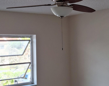 5192 Ne 6th Avenue - Photo Thumbnail 11