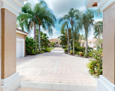 71 Cayman Place - Photo Thumbnail 2