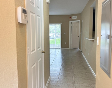 1103 Golden Lakes Boulevard - Photo Thumbnail 26