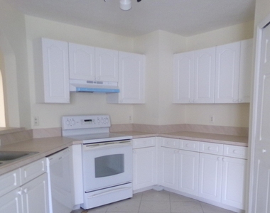 3014 Sw Segovia Street - Photo Thumbnail 4