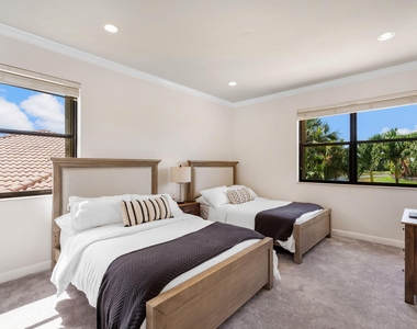 11695 Sunrise View Lane - Photo Thumbnail 26