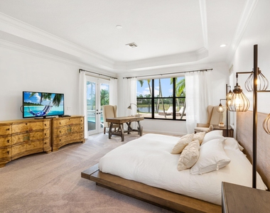 11695 Sunrise View Lane - Photo Thumbnail 19