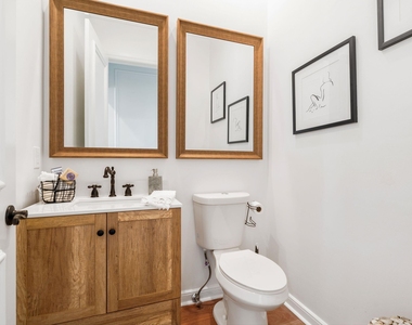 11695 Sunrise View Lane - Photo Thumbnail 17