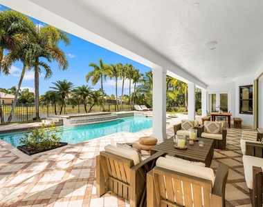 11695 Sunrise View Lane - Photo Thumbnail 2