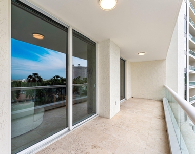 6000 Island Boulevard - Photo Thumbnail 18