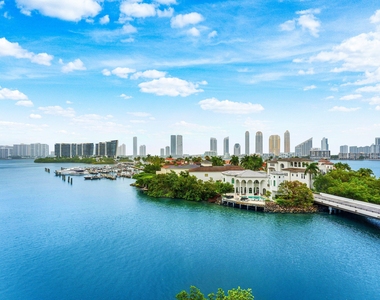 6000 Island Boulevard - Photo Thumbnail 31