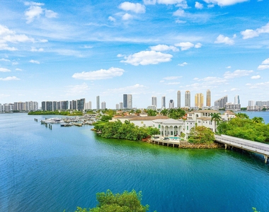 6000 Island Boulevard - Photo Thumbnail 23