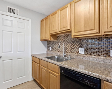 2301 N Congress Avenue - Photo Thumbnail 3