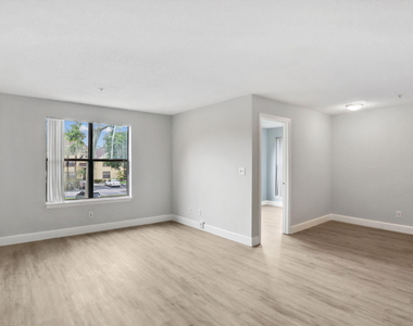 2301 N Congress Avenue - Photo Thumbnail 8