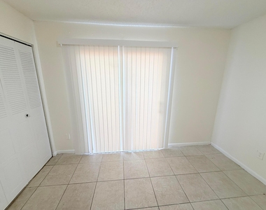 1798 My Place - Photo Thumbnail 4