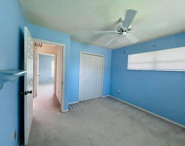 235 14th Avenue - Photo Thumbnail 11